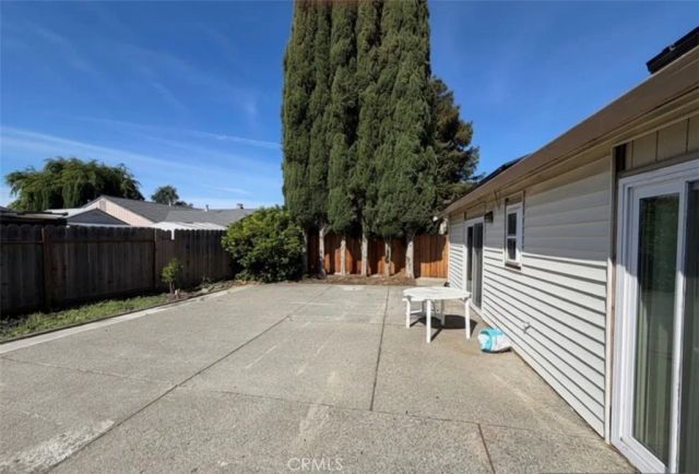 1347 Lois Lane, Suisun City, CA 94585