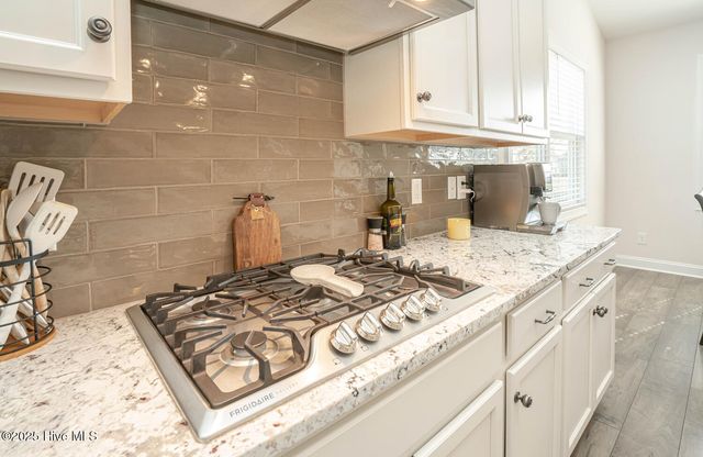 8945 Chesterfield Drive NW, Calabash, NC 28467