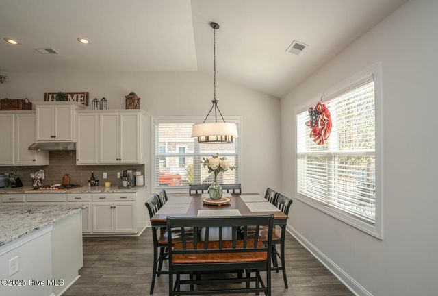 8945 Chesterfield Drive NW, Calabash, NC 28467