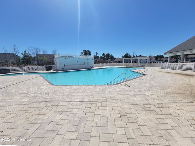 8945 Chesterfield Drive NW, Calabash, NC 28467