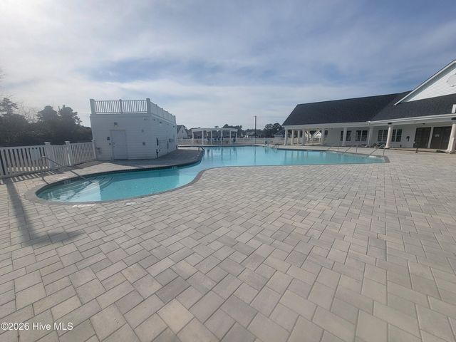 8945 Chesterfield Drive NW, Calabash, NC 28467