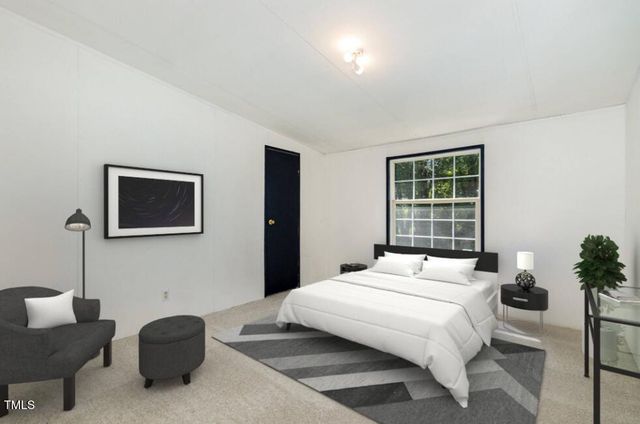 548 Riddle Avenue, Hillsborough, NC 27278