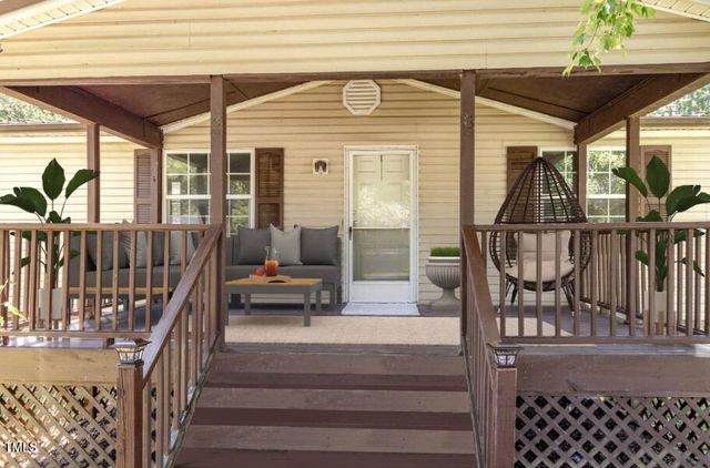 548 Riddle Avenue, Hillsborough, NC 27278