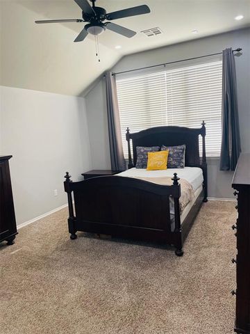 2036 SW 33rd Street, Moore, OK 73170