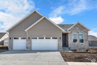 6564 N BALD KNL #D195, Eagle Mountain, UT 84005