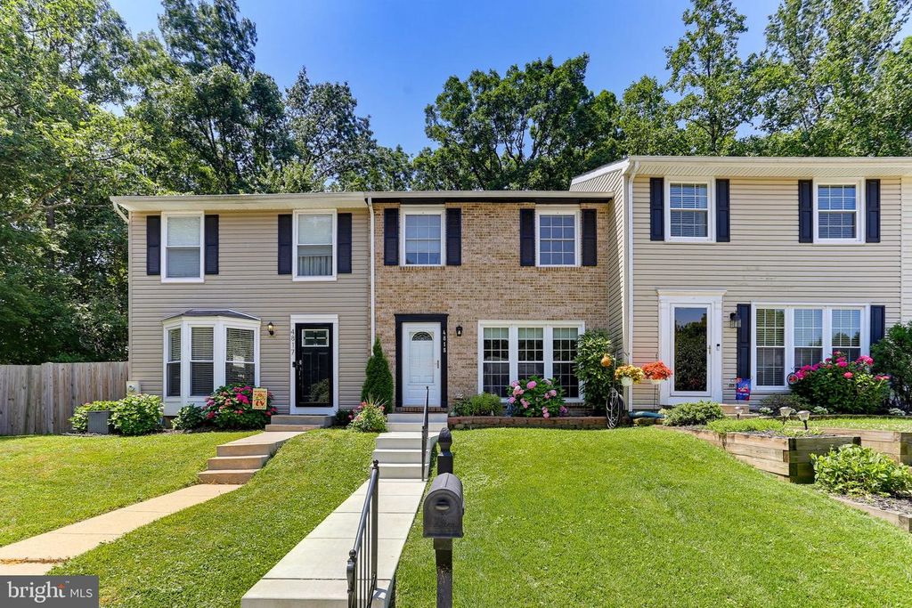 4815 VARIATION RD, Nottingham, MD 21236