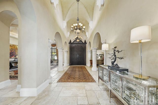 640 Terrell, Terrell Hills, TX 78209