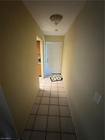 7582-7586 Carrier RD, Fort Myers, FL 33967