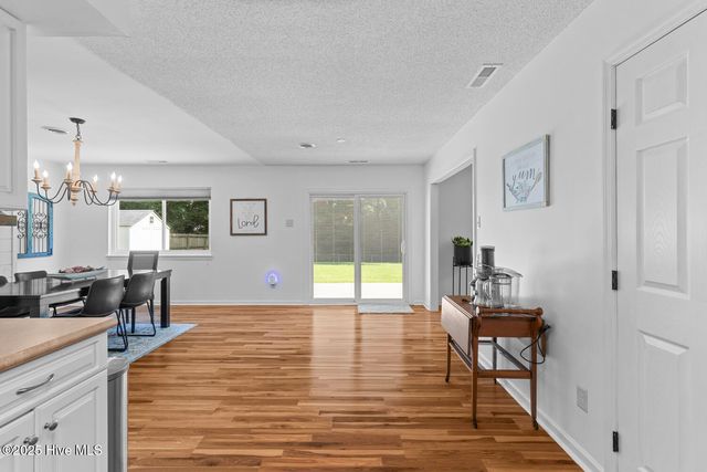 415 Shamrock Drive, Jacksonville, NC 28540