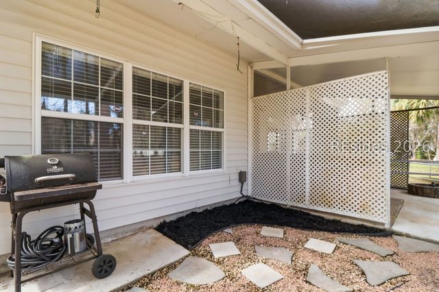 83 Wheatfield Cir, Bluffton, SC 29910