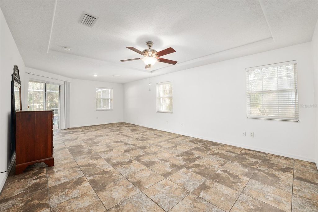 Image 14 of property listing at 7974 SW 181ST CIRCLE, Dunnellon, FL 34432