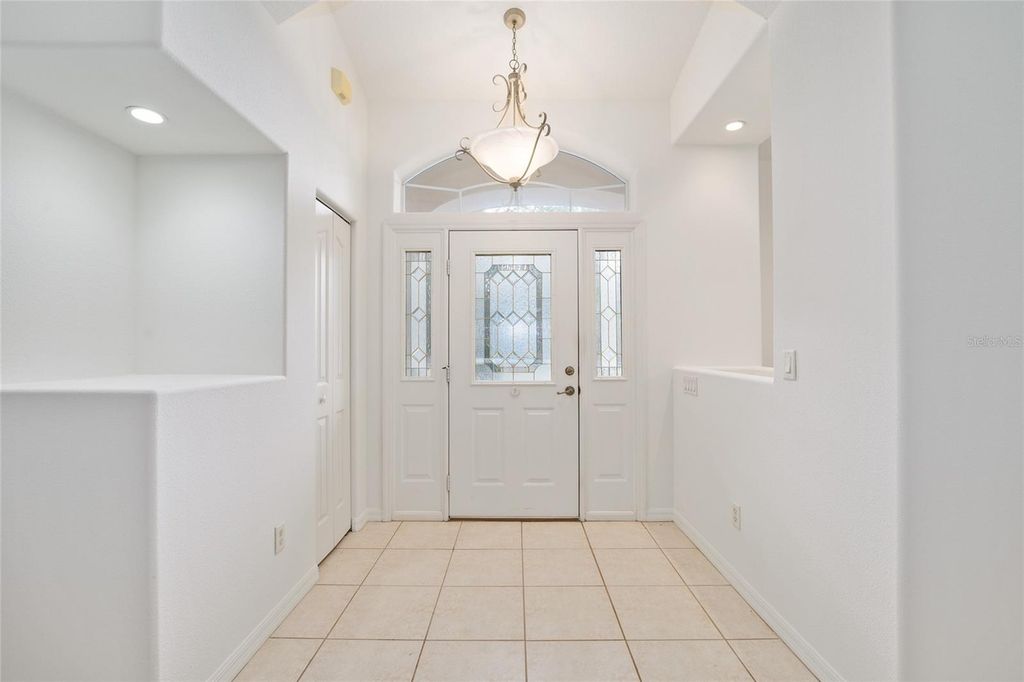 Image 5 of property listing at 7974 SW 181ST CIRCLE, Dunnellon, FL 34432