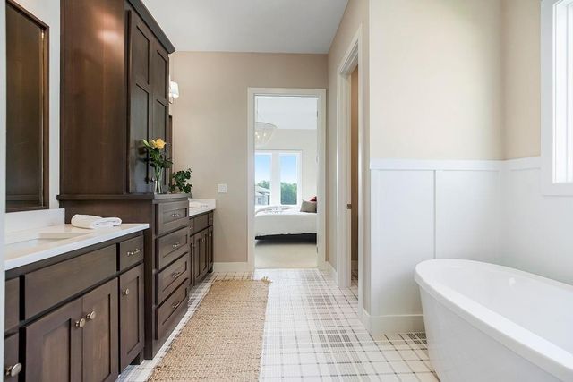 15188 W 168th Place, Olathe, KS 66062