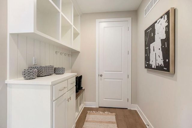 15188 W 168th Place, Olathe, KS 66062