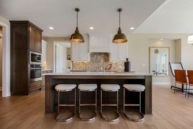 15188 W 168th Place, Olathe, KS 66062