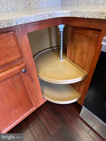 8155 HAZY DAWN CT, Pasadena, MD 21122