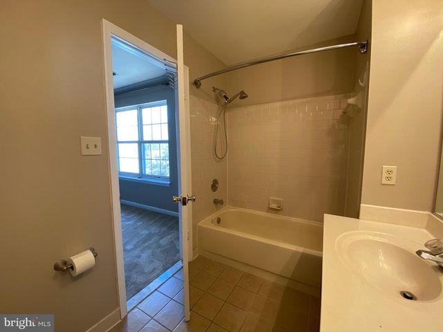 8155 HAZY DAWN CT, Pasadena, MD 21122