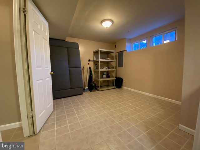 8155 HAZY DAWN CT, Pasadena, MD 21122