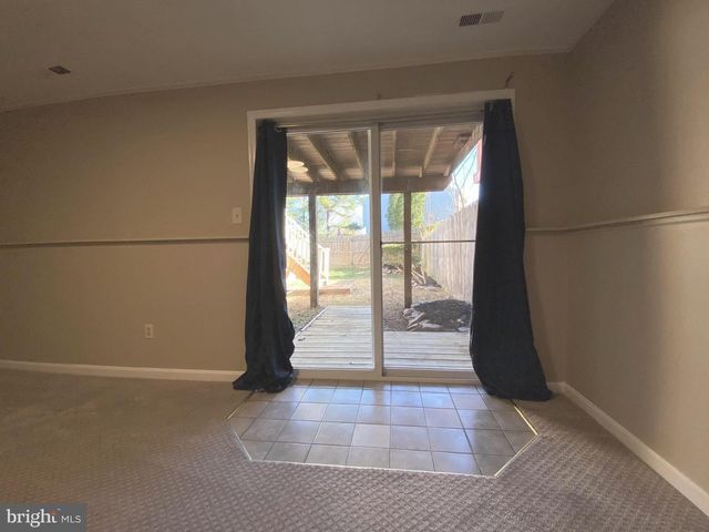 8155 HAZY DAWN CT, Pasadena, MD 21122