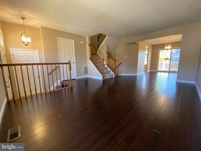 8155 HAZY DAWN CT, Pasadena, MD 21122