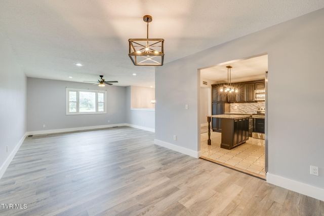 248 River Edge Drive, Kingsport, TN 37660