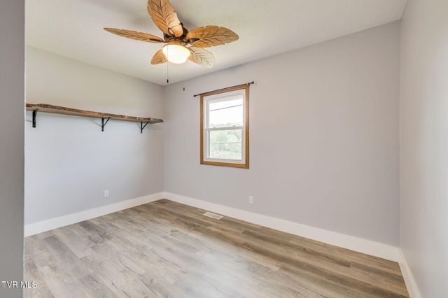 248 River Edge Drive, Kingsport, TN 37660