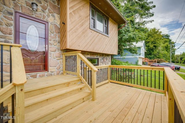 248 River Edge Drive, Kingsport, TN 37660