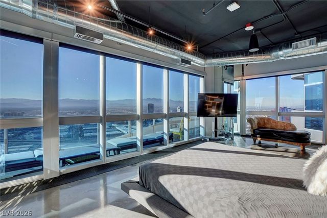 4471 DEAN MARTIN Drive 4300, Las Vegas, NV 89103