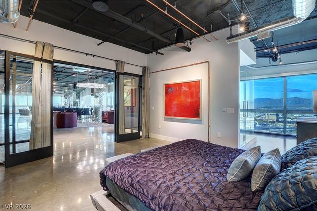 4471 DEAN MARTIN Drive 4300, Las Vegas, NV 89103