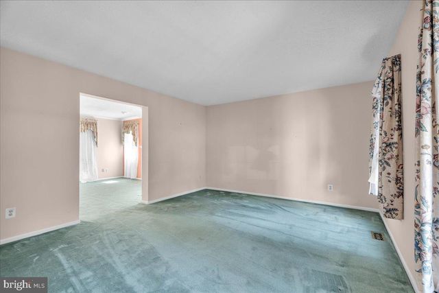 1128 PARLIAMENT WAY, West Deptford, NJ 08086