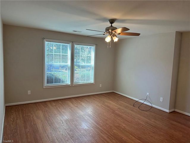 4129 Salem Springs Court, Winston-salem, NC 27107