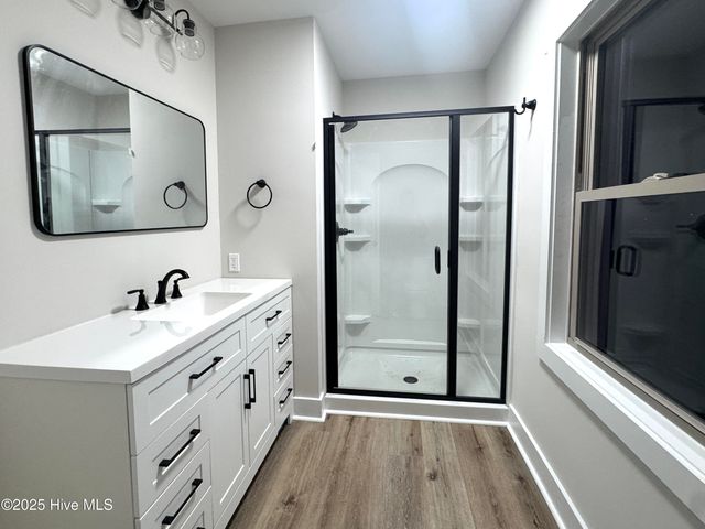 154 E Devonshire Avenue, West End, NC 27376