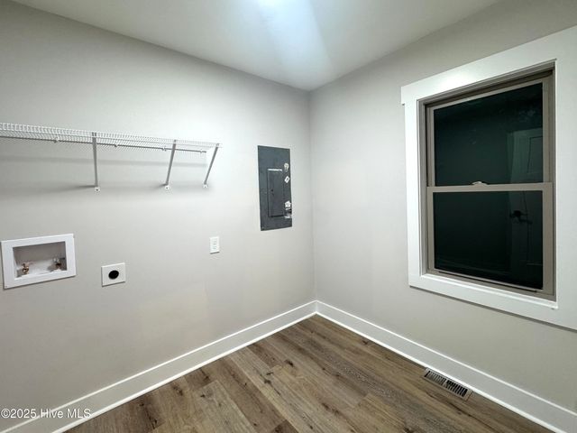 154 E Devonshire Avenue, West End, NC 27376