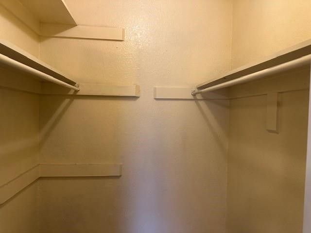 4200 Wingrove Drive, Arlington, TX 76015