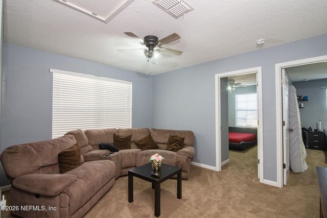 817 SUNNY STROLL Drive, Middleburg, FL 32068