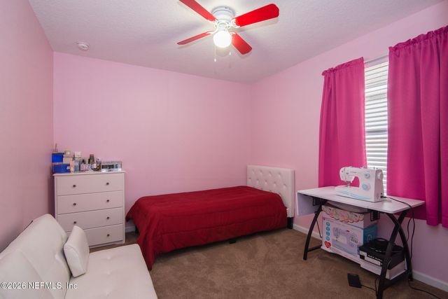 817 SUNNY STROLL Drive, Middleburg, FL 32068