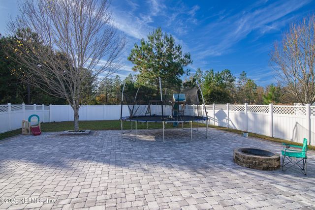 817 SUNNY STROLL Drive, Middleburg, FL 32068