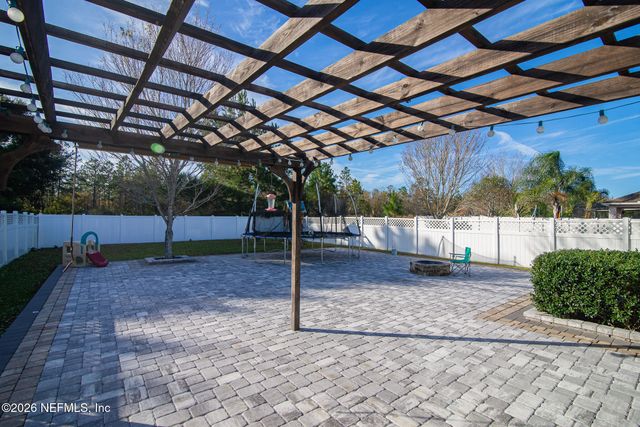 817 SUNNY STROLL Drive, Middleburg, FL 32068