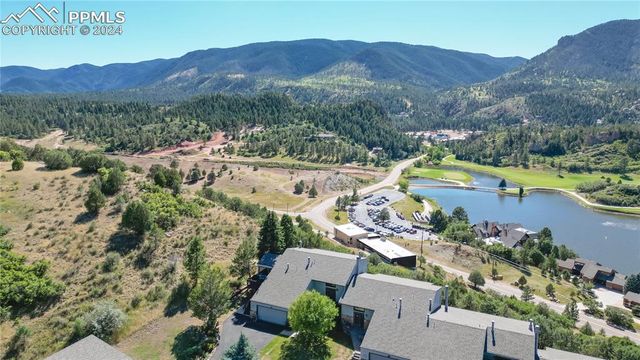 6301 Perry Park Boulevard 13, Larkspur, CO 80118