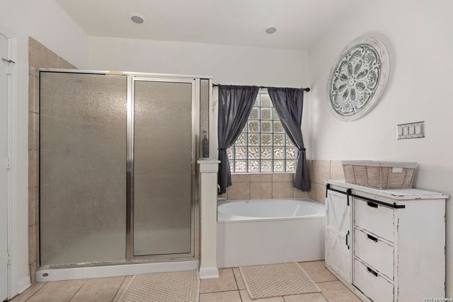 1214 Willow Knoll, San Antonio, TX 78258