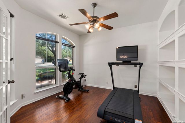 1214 Willow Knoll, San Antonio, TX 78258