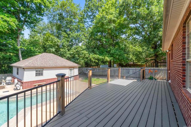 39 Trenton Drive, Greenbrier, AR 72058