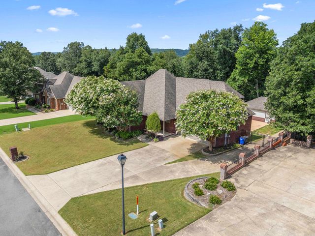 39 Trenton Drive, Greenbrier, AR 72058