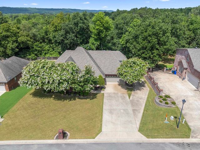 39 Trenton Drive, Greenbrier, AR 72058