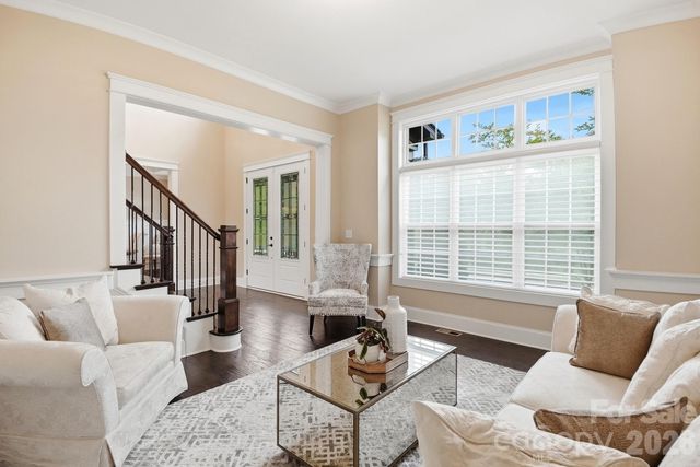 7626 Deerfield Manor Drive, Charlotte, NC 28270