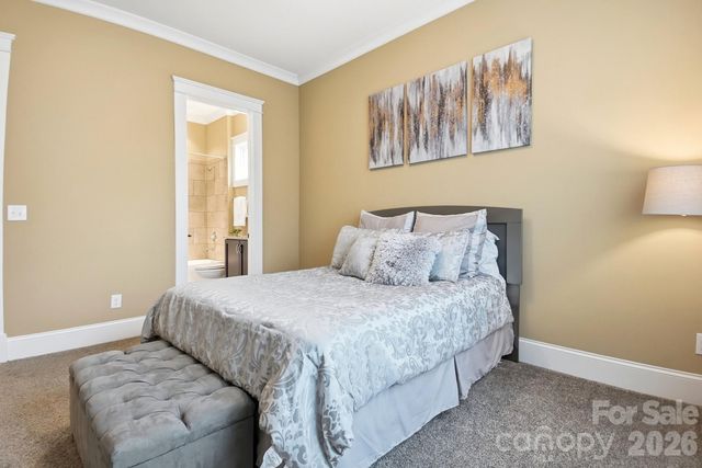 7626 Deerfield Manor Drive, Charlotte, NC 28270