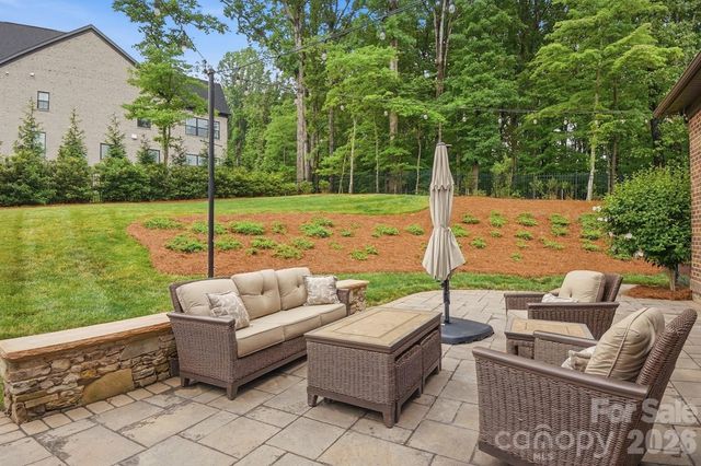 7626 Deerfield Manor Drive, Charlotte, NC 28270