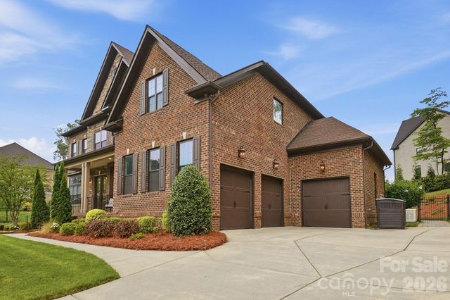 7626 Deerfield Manor Drive, Charlotte, NC 28270