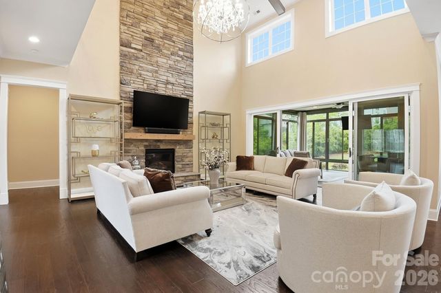 7626 Deerfield Manor Drive, Charlotte, NC 28270