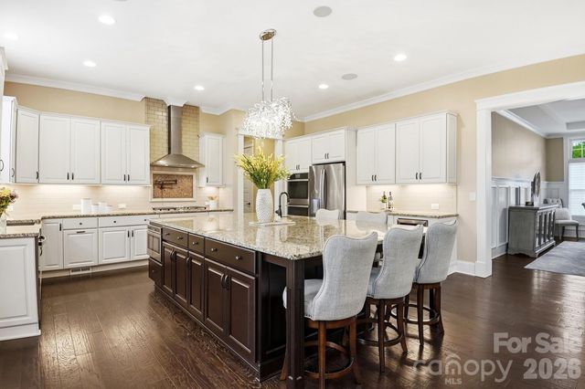 7626 Deerfield Manor Drive, Charlotte, NC 28270